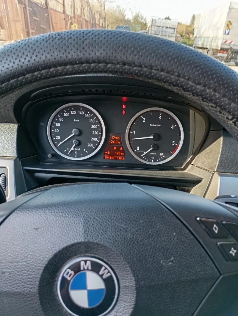 BMW 525, снимка 12 - Автомобили и джипове - 48700283