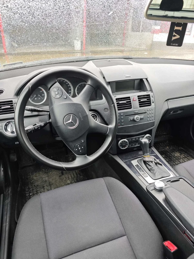 Mercedes-Benz C 220, снимка 7 - Автомобили и джипове - 48702465