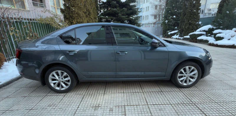 Skoda Octavia STYLE VISION 1.5 TSI DSG 150 HP, снимка 8 - Автомобили и джипове - 48742083