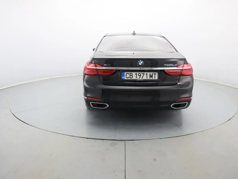 BMW 750 L xDrive Steptronic, снимка 5 - Автомобили и джипове - 51193278
