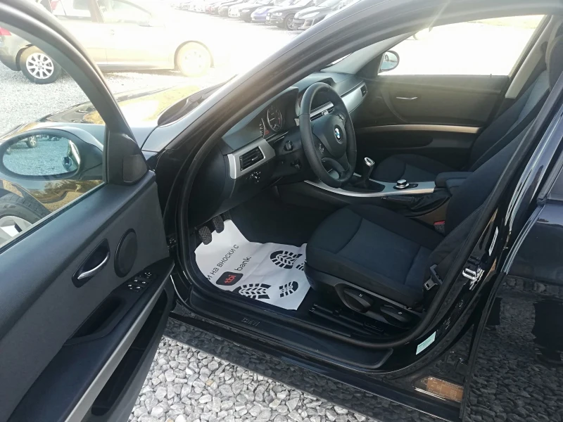 BMW 320 2.0d klima navi 163ks, снимка 9 - Автомобили и джипове - 52120752