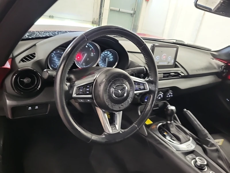 Mazda Mx-5 GS * * CARFAX * * АВТО КРЕДИТ * * , снимка 8 - Автомобили и джипове - 52793434