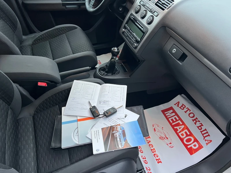 VW Touran 1.9TDi/105p.s-Facelift/Final edition!!!2010g., снимка 11 - Автомобили и джипове - 52807374