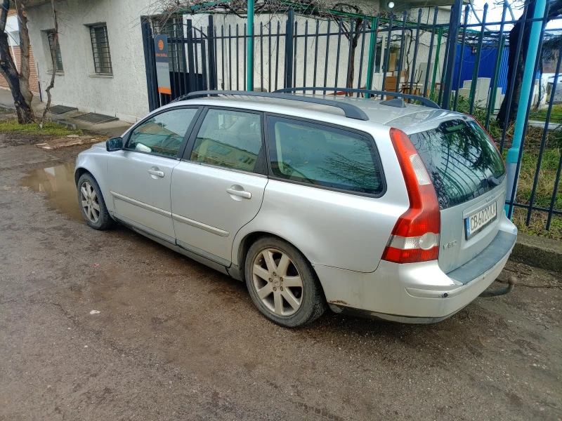 Volvo V50 В 50, снимка 10 - Автомобили и джипове - 53400161