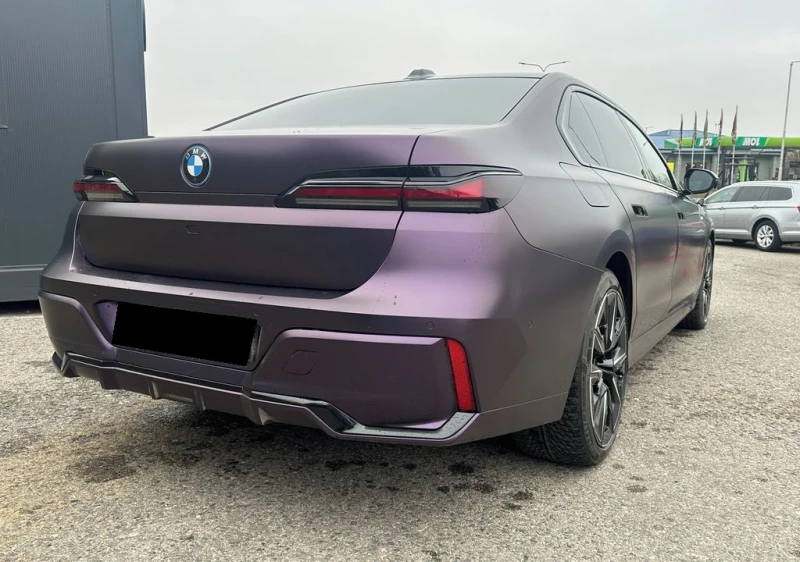 BMW i7 xDrive60 M-Sport, снимка 3 - Автомобили и джипове - 53419146