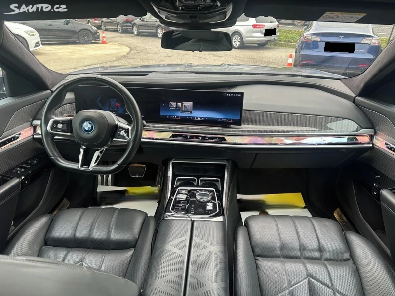 BMW i7 xDrive60 M-Sport, снимка 4 - Автомобили и джипове - 53419146