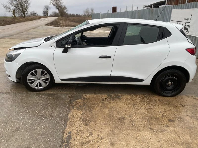 Renault Clio 1.5 DCI 75кс. - изображение 3