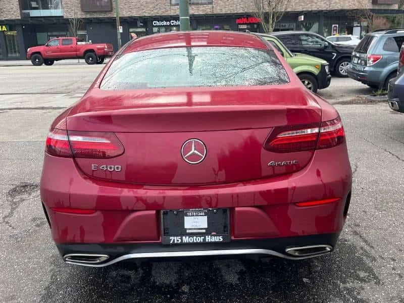 Mercedes-Benz E 400 /DISTRONIC / 360 / 3D BURMESTER, снимка 4 - Автомобили и джипове - 54071201