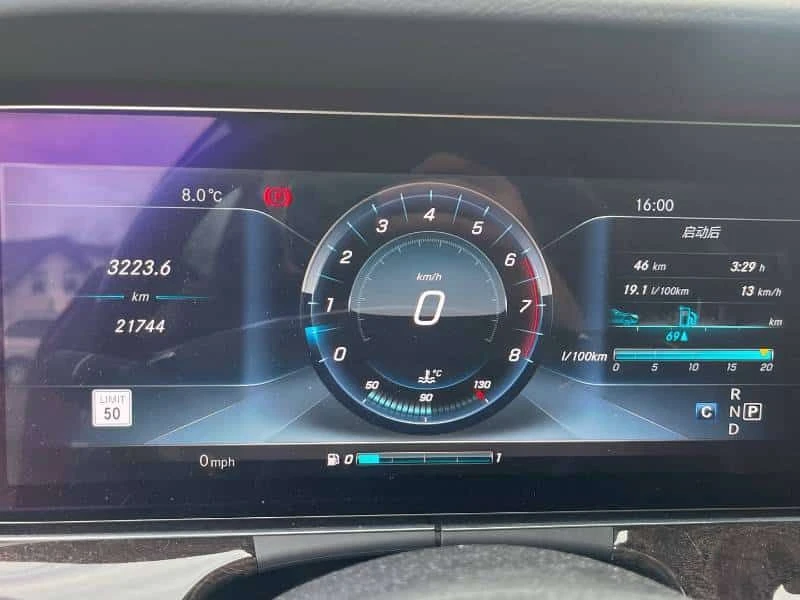 Mercedes-Benz E 400 /DISTRONIC / 360 / 3D BURMESTER, снимка 8 - Автомобили и джипове - 54071201