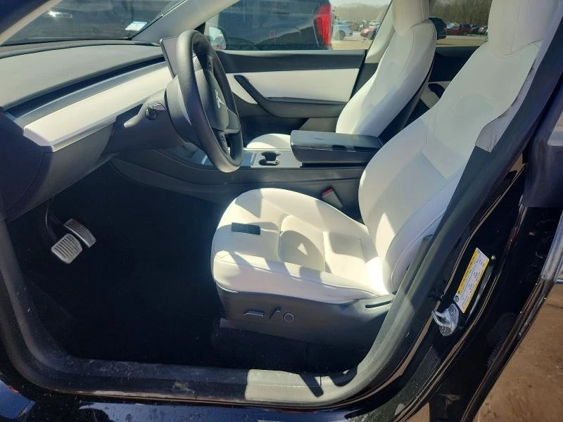 Tesla Model Y, снимка 7 - Автомобили и джипове - 54818844