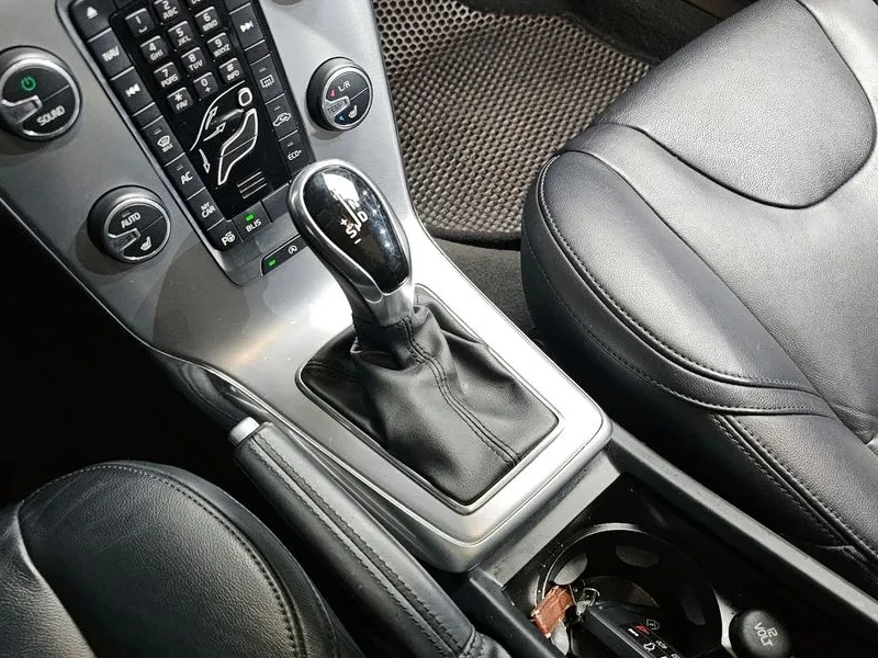 Volvo V40  D3 2Nd Generation | Mobile.bg � ����������� 9