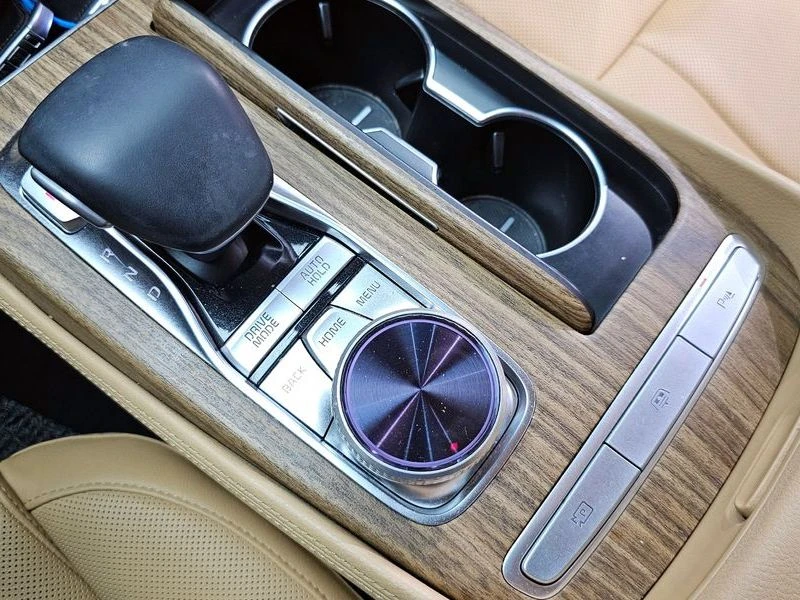 Kia K9 3.8 Automatic, снимка 11 - Автомобили и джипове - 55587049