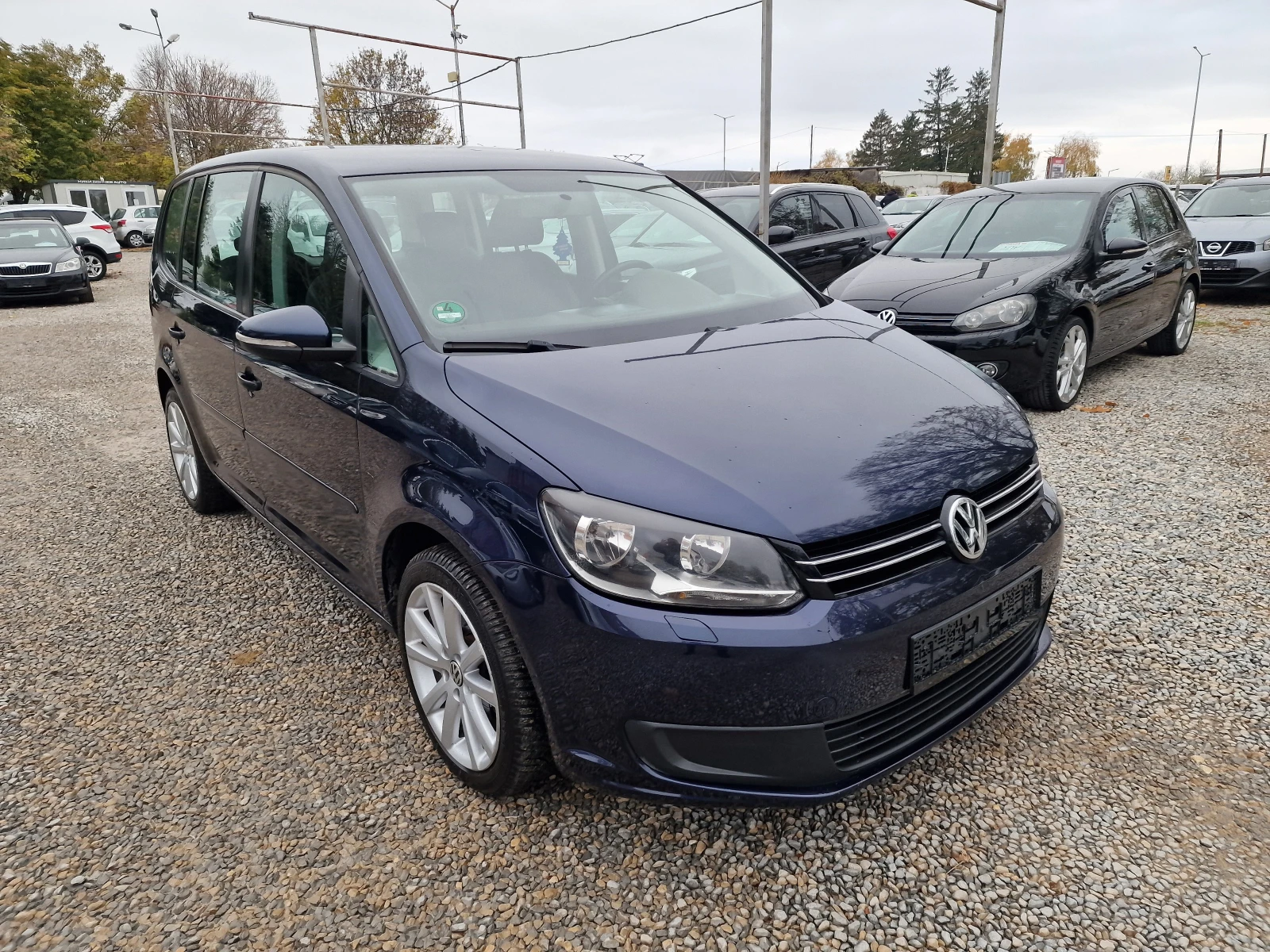 VW Touran 1.6tdi-105k.s-NAVI-EURO5 - изображение 3