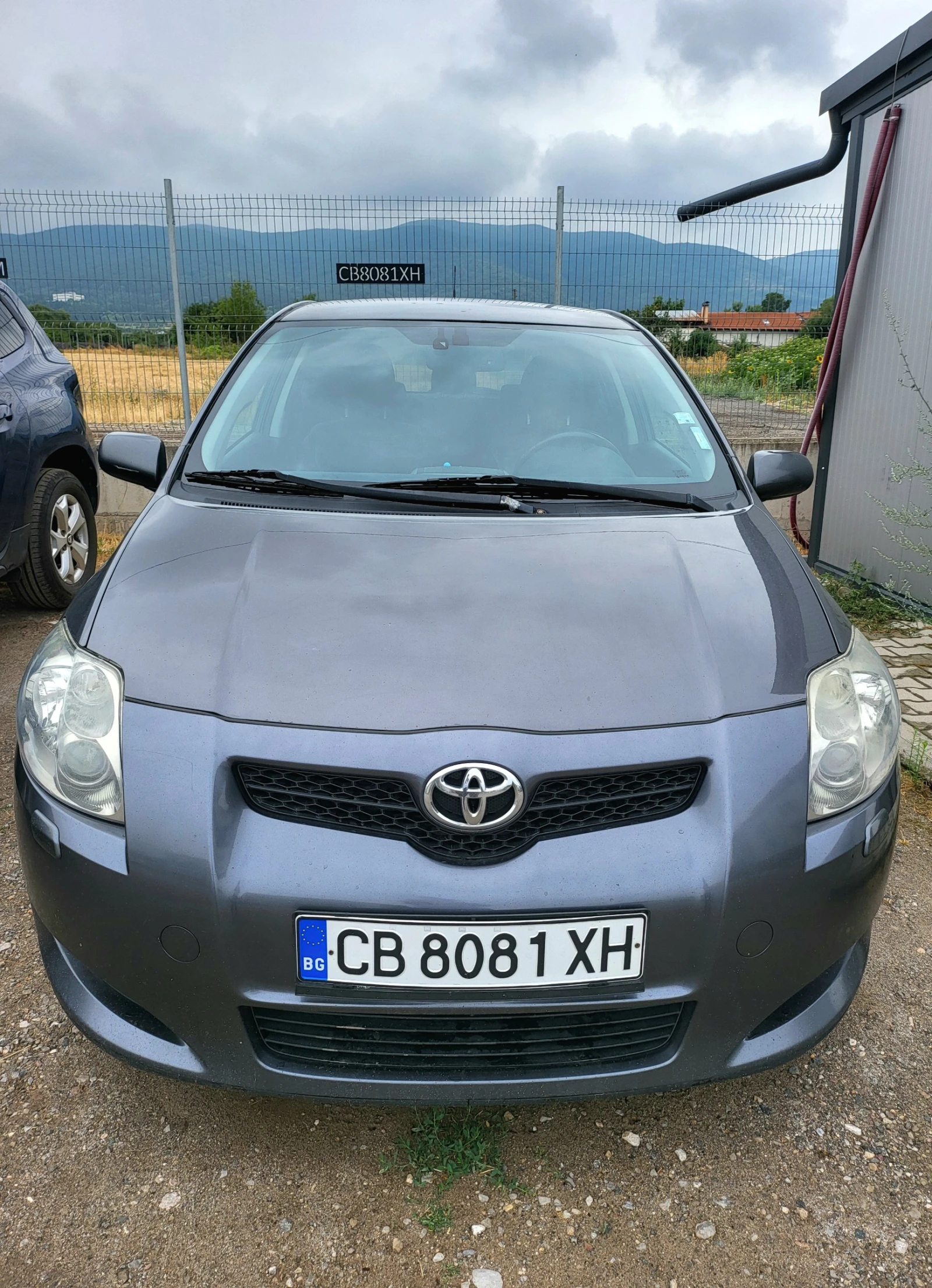 Toyota Auris  2.2 D-CAT - изображение 3