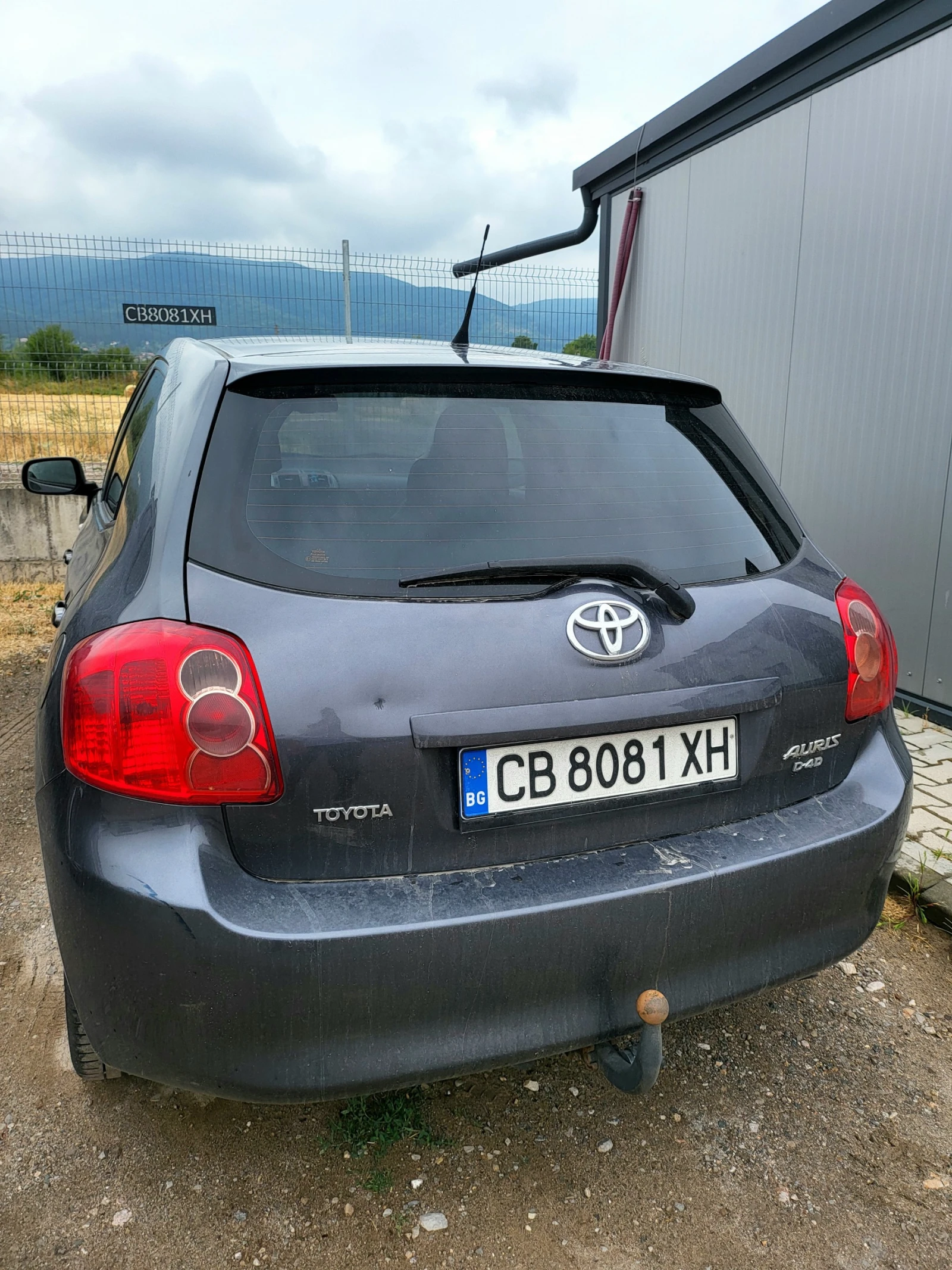 Toyota Auris  2.2 D-CAT - изображение 4
