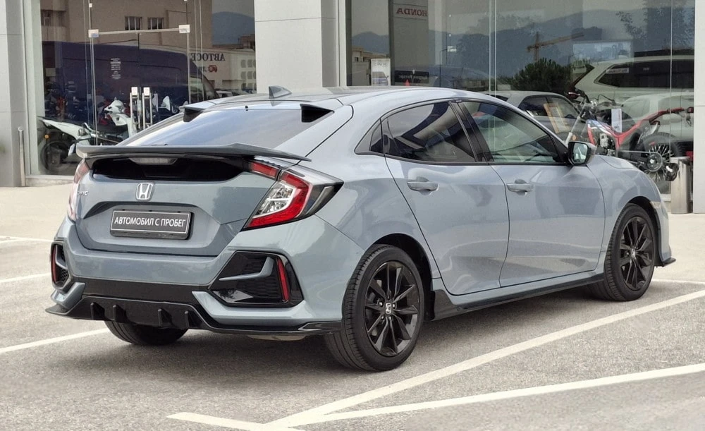 Honda Civic 1.0 VTEC Comfort Sport Turbo AT - изображение 6
