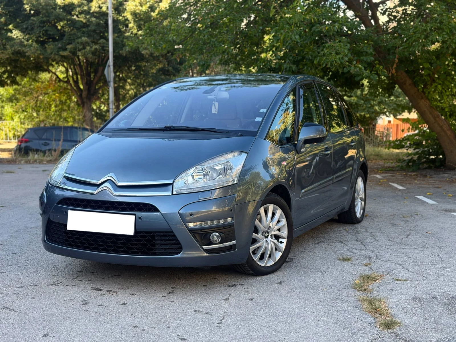 Citroen C4 Picasso Exclusive 100k РЕАЛНИ КМ