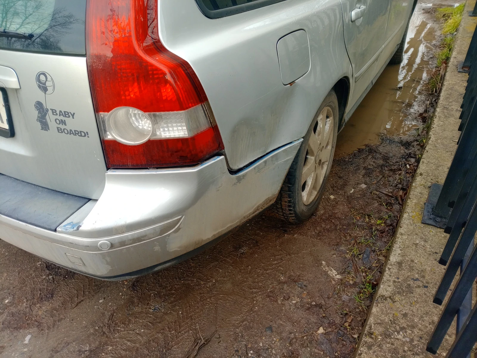 Volvo V50 � 50 | Mobile.bg � ����������� 3
