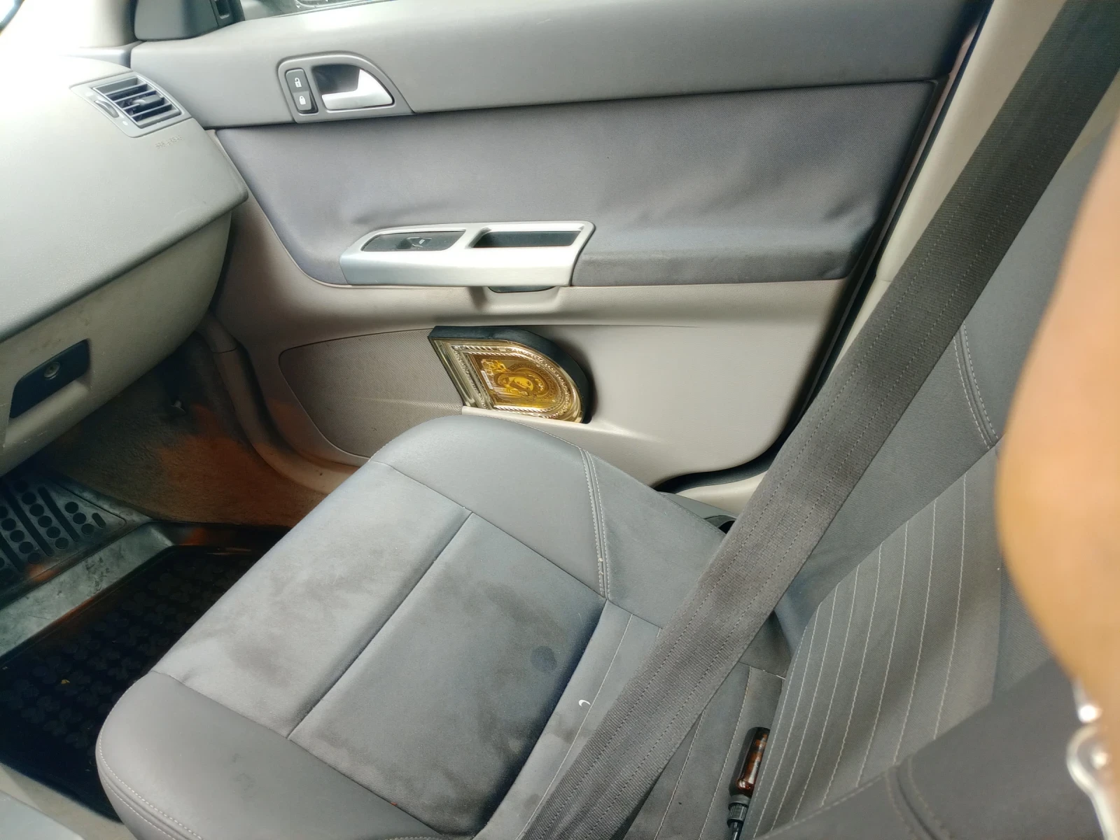 Volvo V50 � 50 | Mobile.bg � ����������� 4