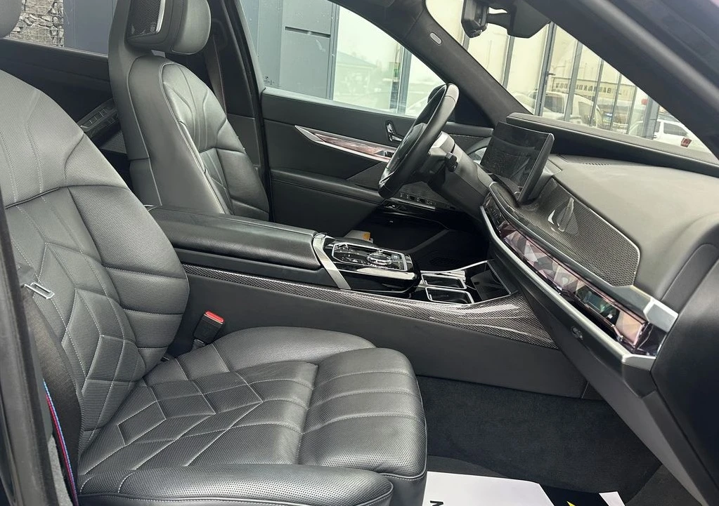 BMW i7 xDrive60 M-Sport - изображение 7