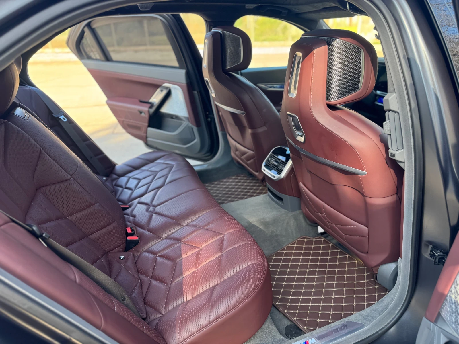 BMW i7 I60 ��������  | Mobile.bg � ����������� 14