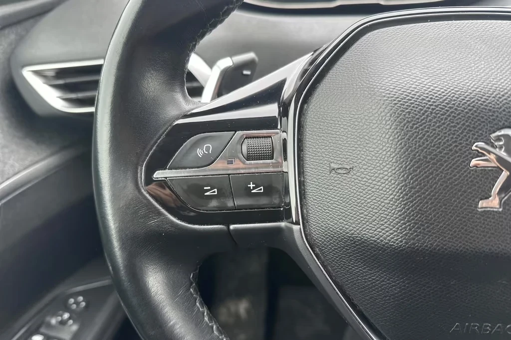 Peugeot 3008 1.6d Allure Aut. 120ps DK - изображение 7