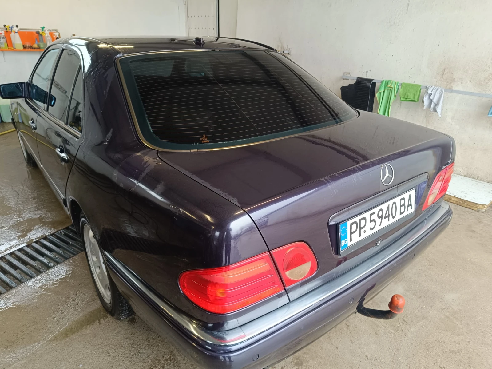 Mercedes-Benz E 300, снимка 3 - Автомобили и джипове - 53806846