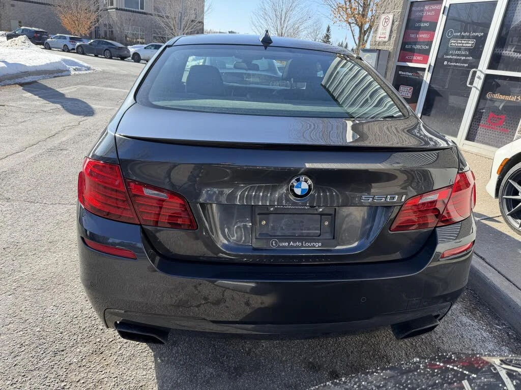 BMW 550 !xDRIVE! * АвтоКредит* Цена до БГ* , снимка 4 - Автомобили и джипове - 53784340
