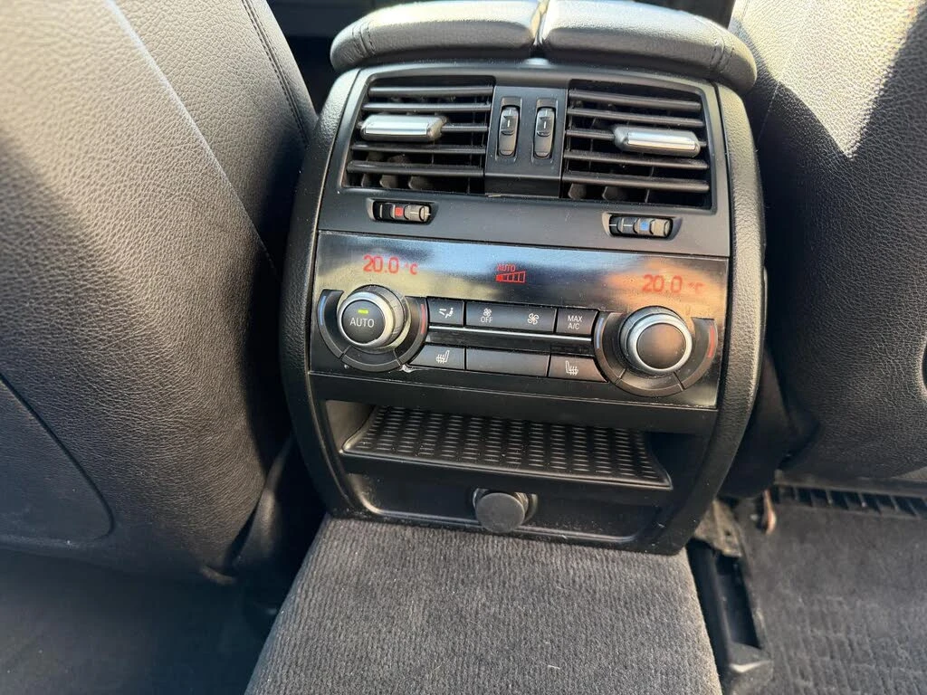 BMW 550 !xDRIVE! * АвтоКредит* Цена до БГ* , снимка 17 - Автомобили и джипове - 53784340