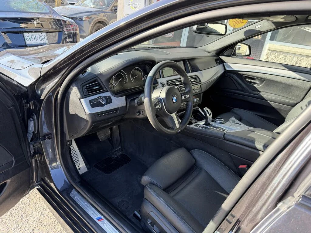 BMW 550 !xDRIVE! * АвтоКредит* Цена до БГ* , снимка 10 - Автомобили и джипове - 53784340