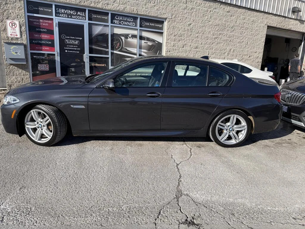 BMW 550 !xDRIVE! * АвтоКредит* Цена до БГ* , снимка 2 - Автомобили и джипове - 53784340