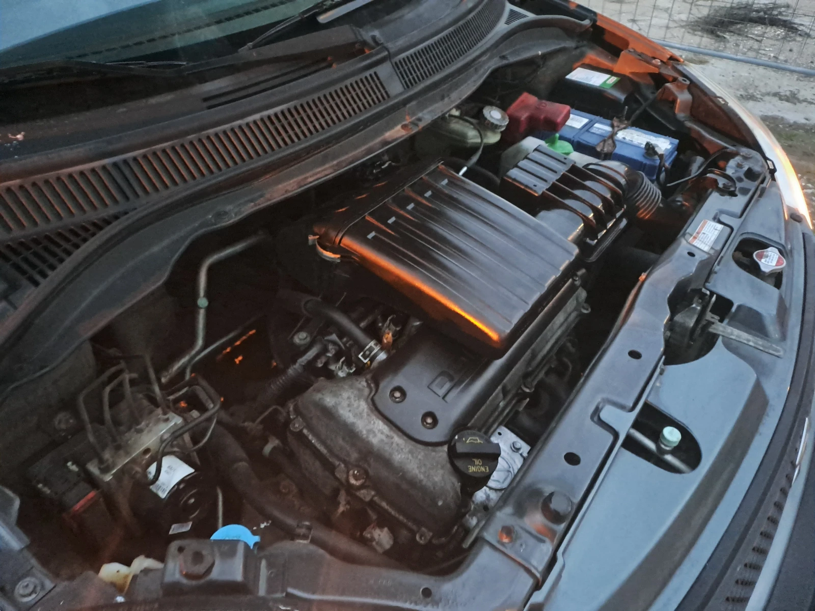 Suzuki Swift 1.3i 4x4 ESKLUZIVE , снимка 15 - Автомобили и джипове - 54000576