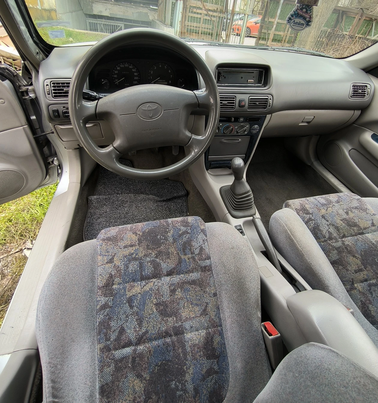 Toyota Corolla, снимка 7 - Автомобили и джипове - 54128092