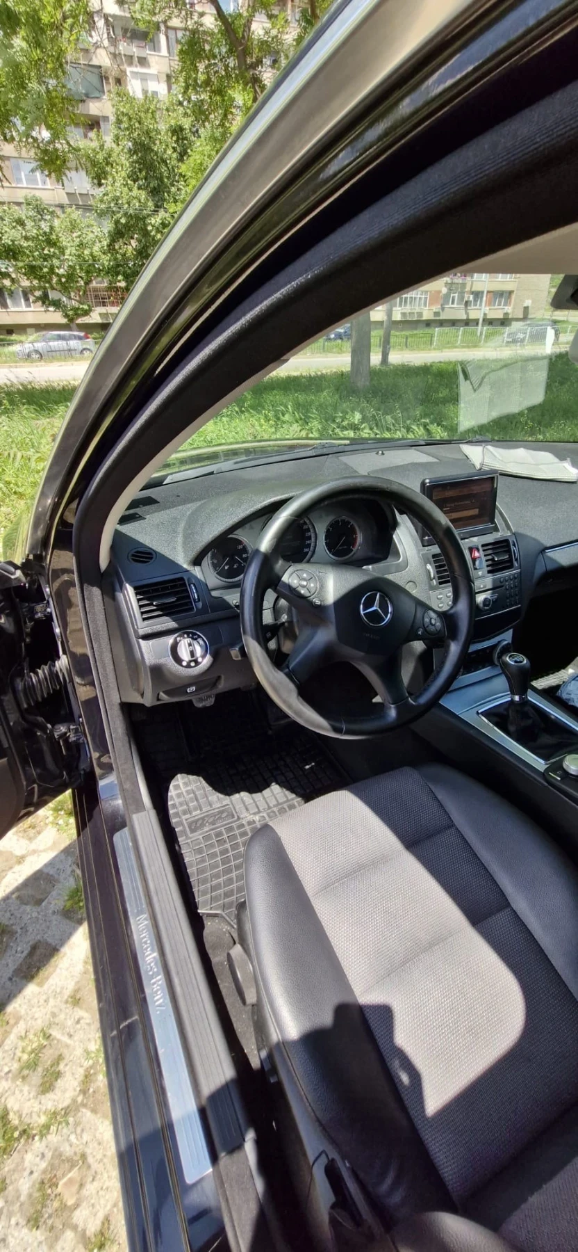 Mercedes-Benz C 250, снимка 11 - Автомобили и джипове - 54366844
