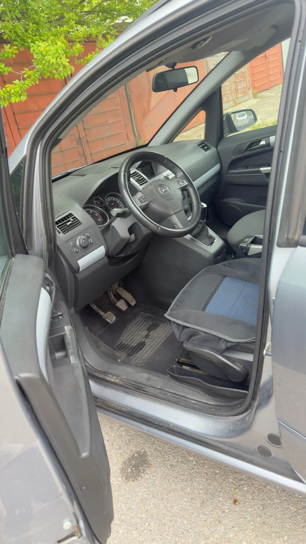 Opel Zafira, снимка 14 - Автомобили и джипове - 54490731