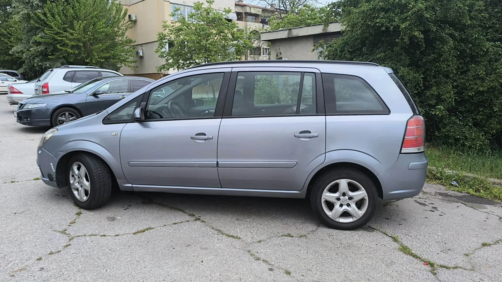 Opel Zafira, снимка 2 - Автомобили и джипове - 54490731