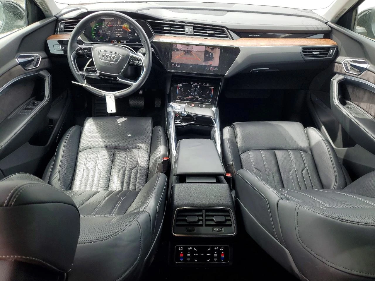 Audi E-Tron Prestige, снимка 8 - Автомобили и джипове - 54599505