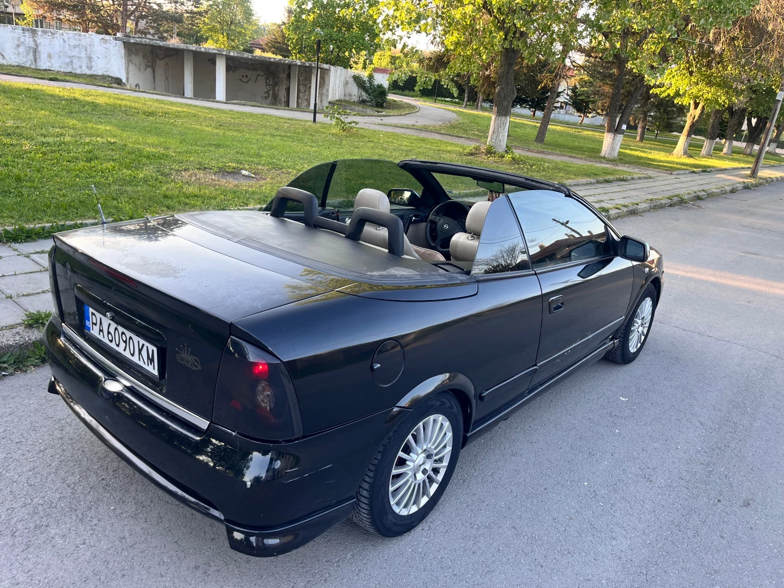 Opel Astra 1.8 16V Газ-Бензин, снимка 2 - Автомобили и джипове - 54808157