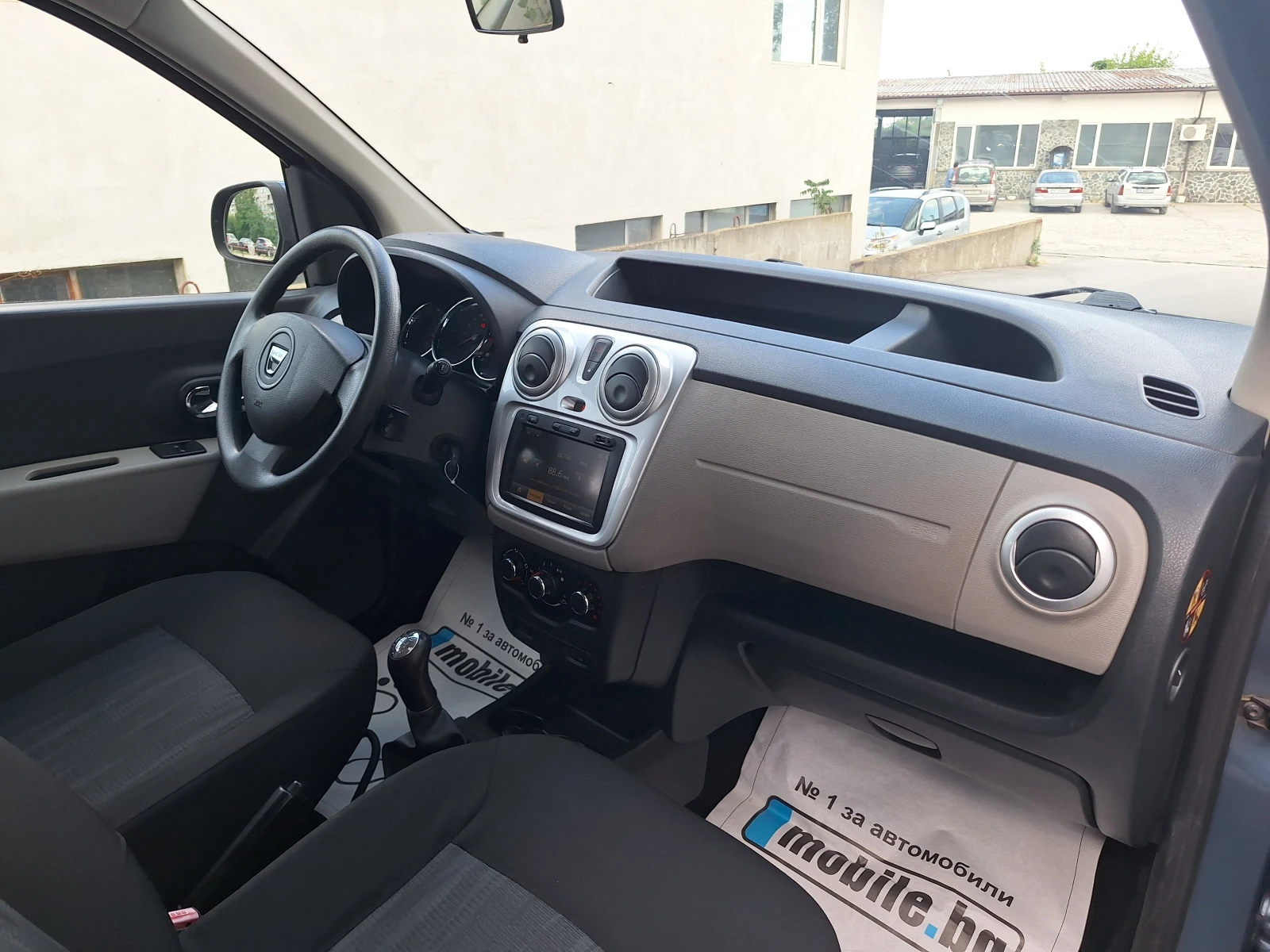 Dacia Dokker 1.5dci 90kc, снимка 14 - Автомобили и джипове - 55124342