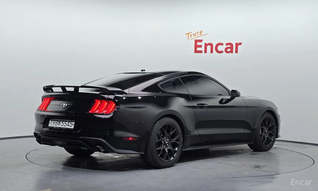 Ford Mustang 2.3* ECO* BOOST* ПОДГРЕВ* КАМЕРА* КЕЙЛЕС, снимка 2 - Автомобили и джипове - 55405273