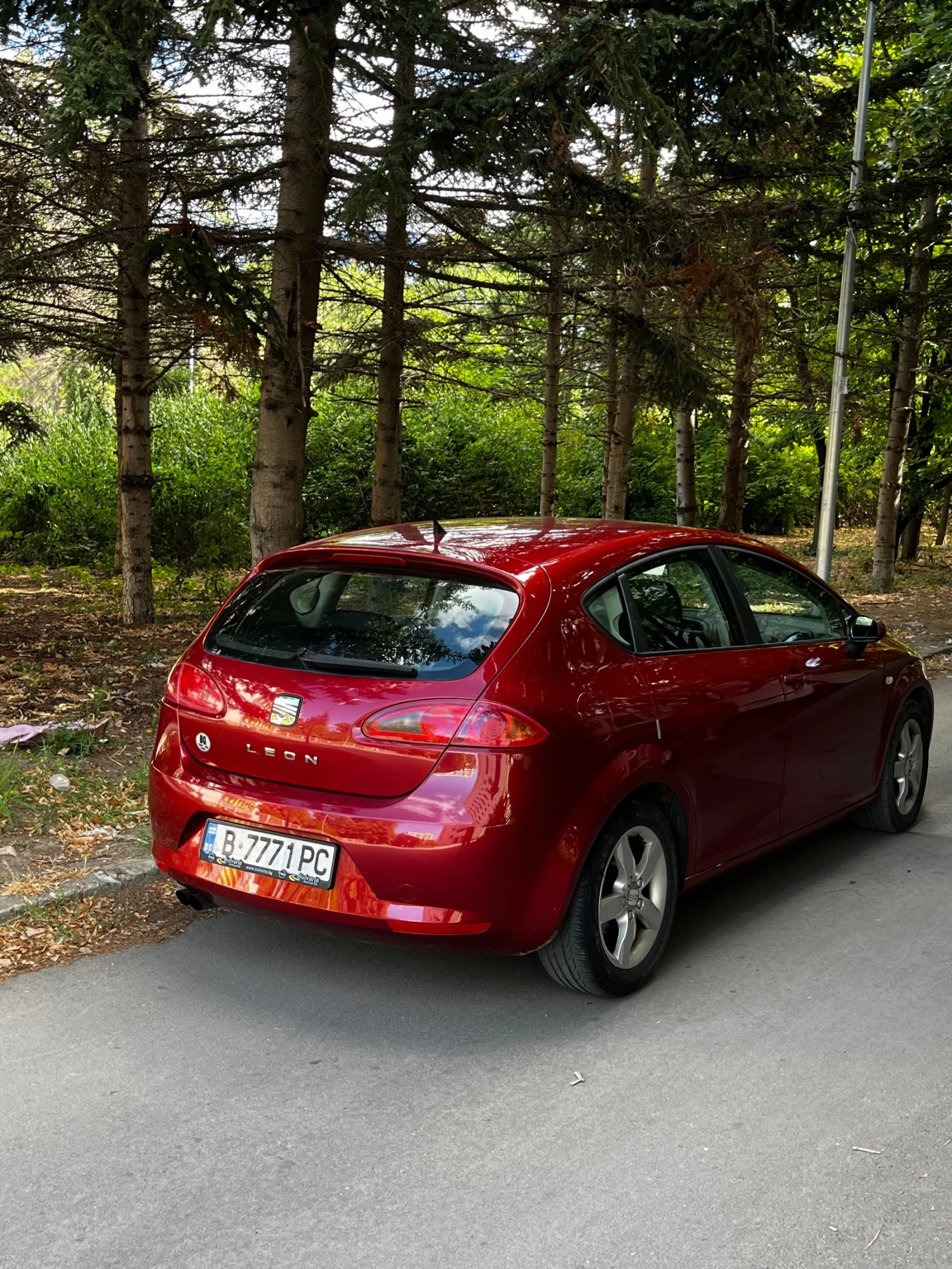 Seat Leon 1.4 TSI, снимка 13 - Автомобили и джипове - 55779638