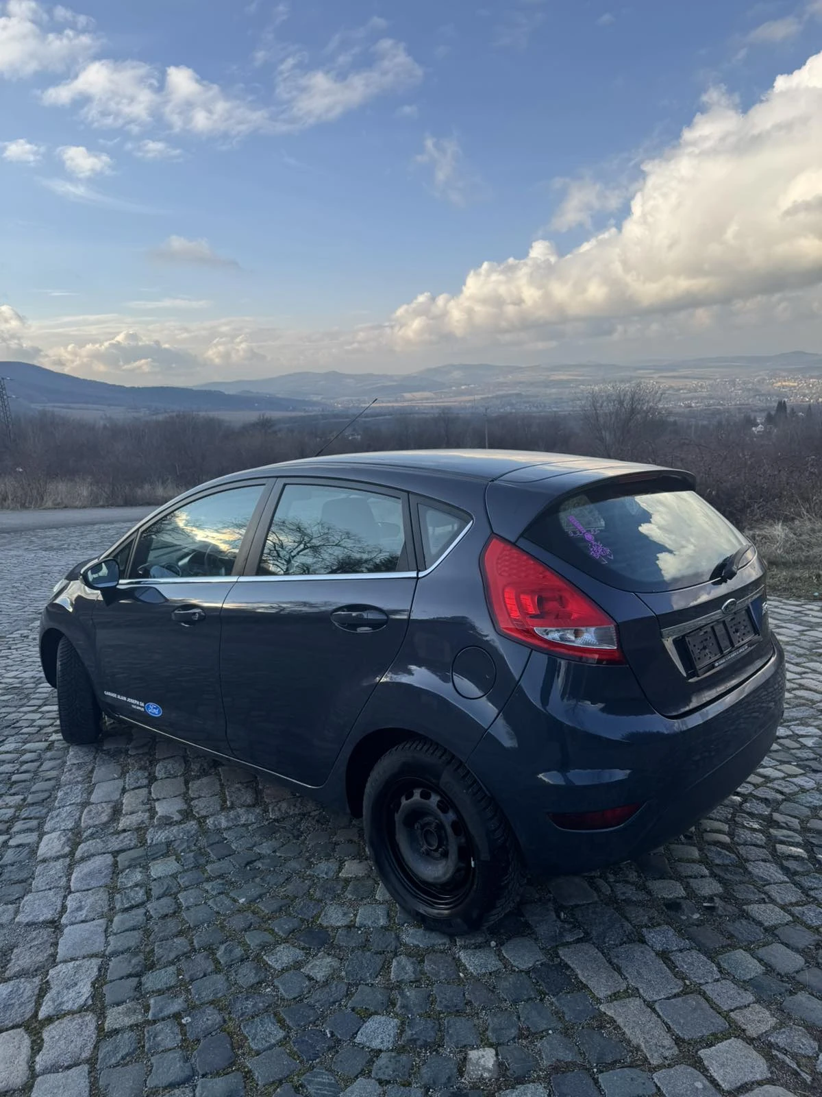 Ford Fiesta 1.6 16v Titabium, снимка 8 - Автомобили и джипове - 55898878