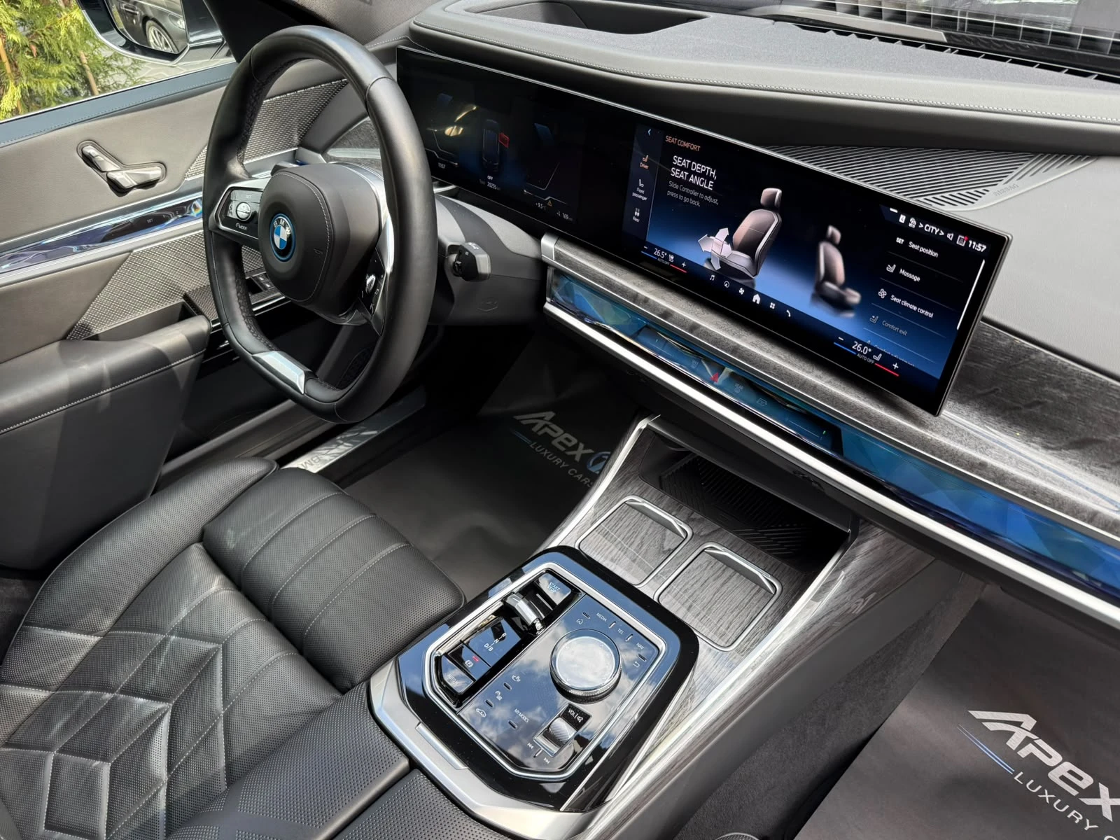 BMW i7 60/XDRIVE/B&W/THEATER/MASSAGE/360, снимка 17 - Автомобили и джипове - 56208589