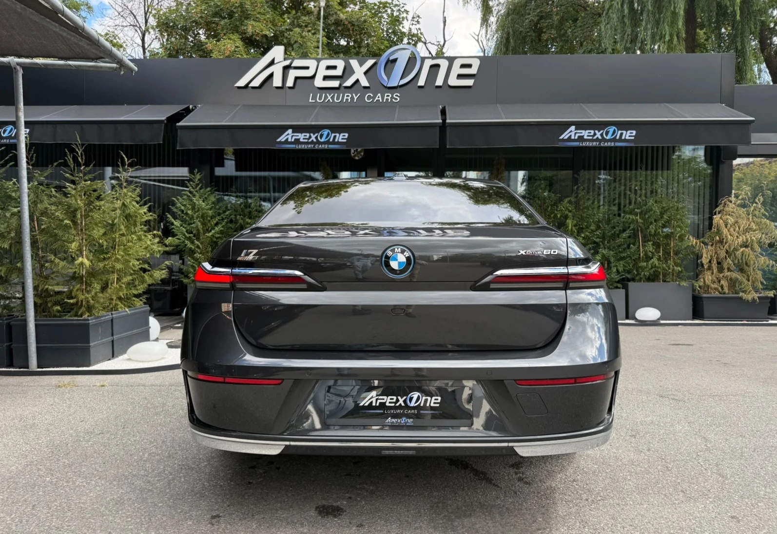 BMW i7 60/XDRIVE/B&W/THEATER/MASSAGE/360, снимка 5 - Автомобили и джипове - 56208589