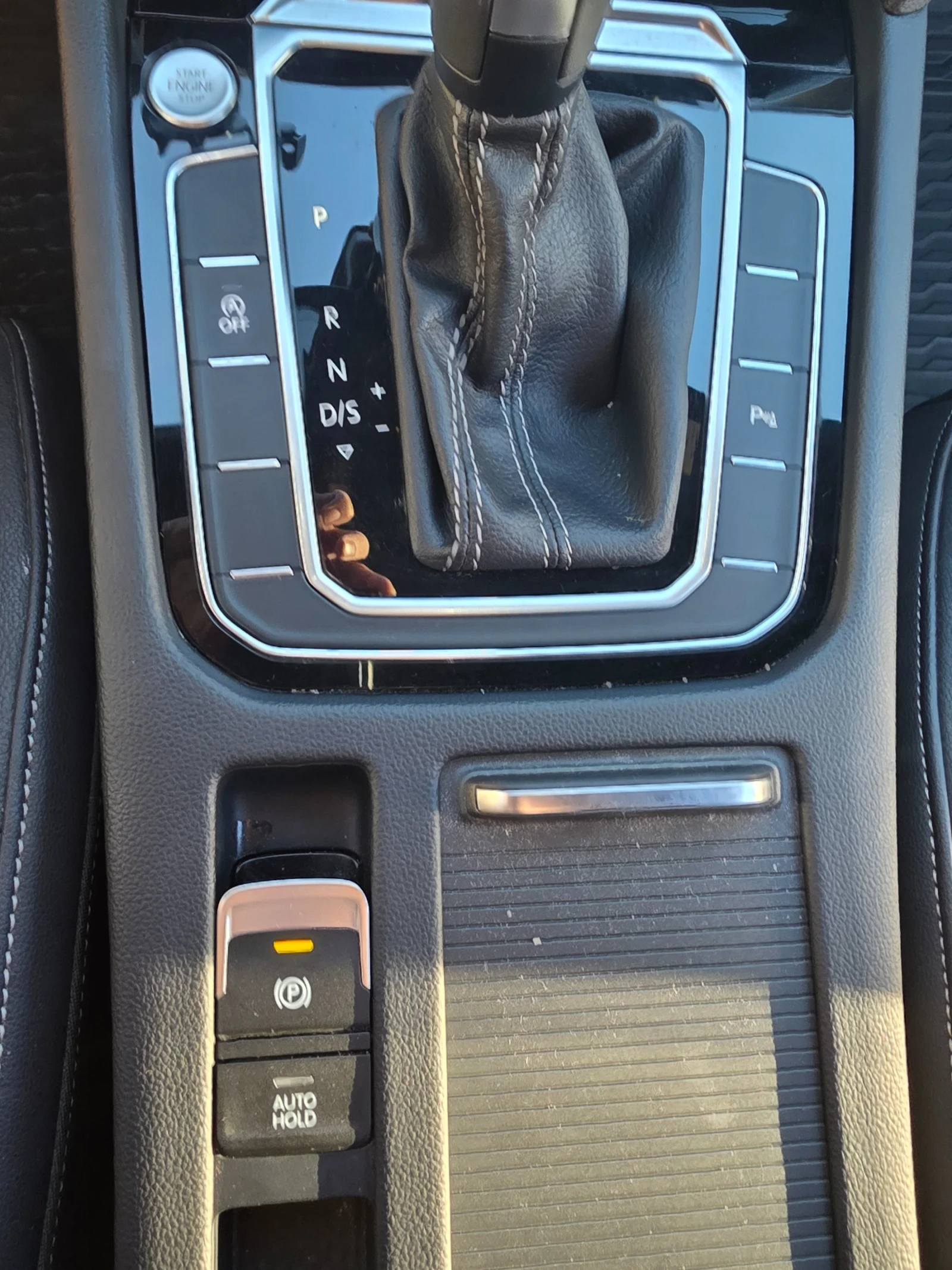 VW Arteon, снимка 15 - Автомобили и джипове - 56215949