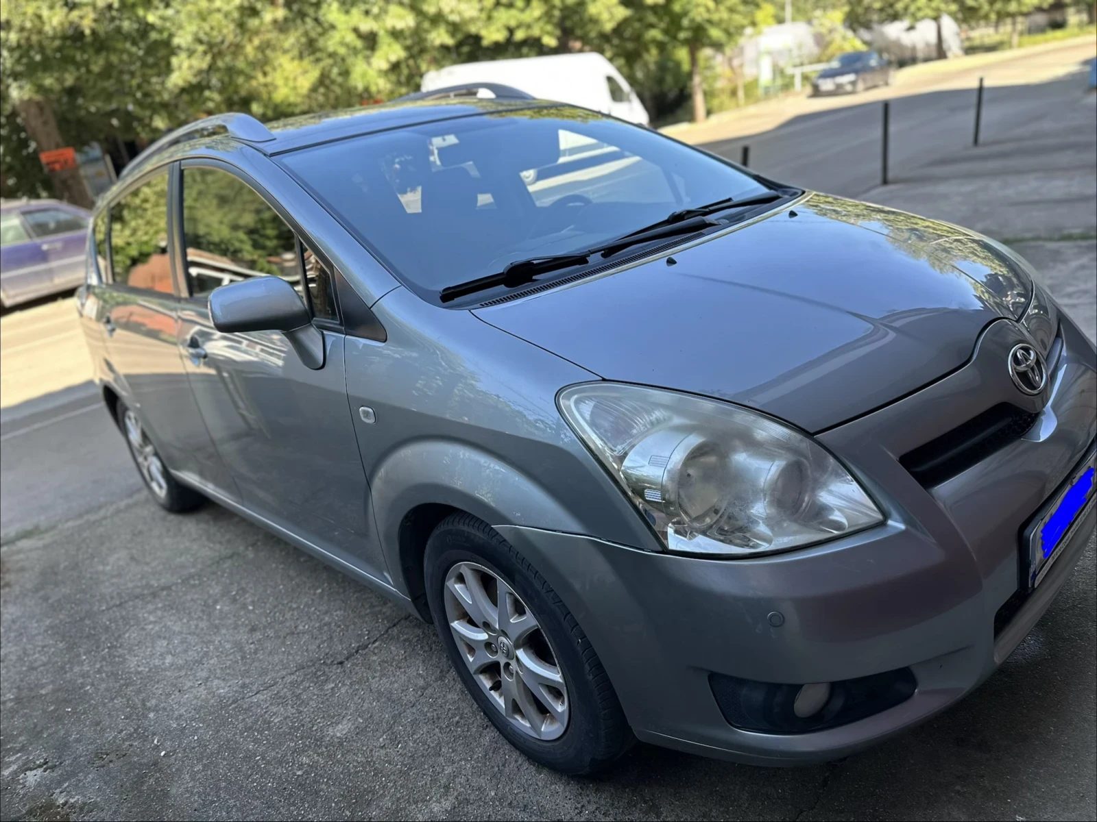 Toyota Corolla verso, снимка 7 - Автомобили и джипове - 56458539