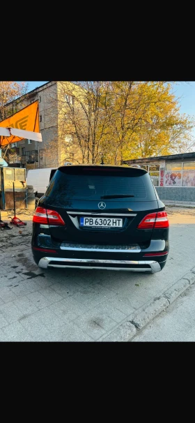 Обява за продажба на Mercedes-Benz ML 350 автомобилът е на пружина ~34 700 лв. - изображение 2