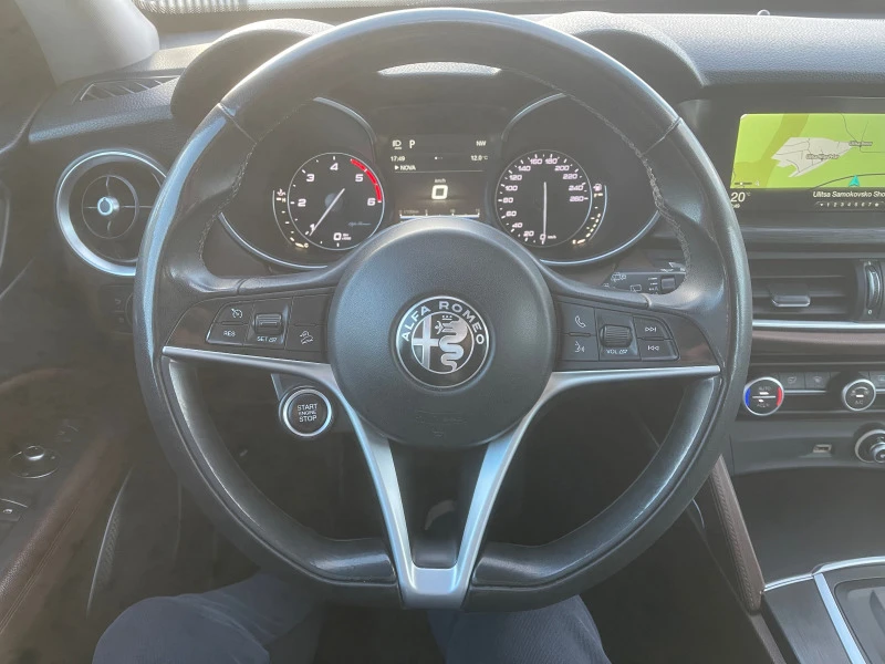 Alfa Romeo Stelvio 2.2 JTDm 4x4, снимка 15 - Автомобили и джипове - 44939821