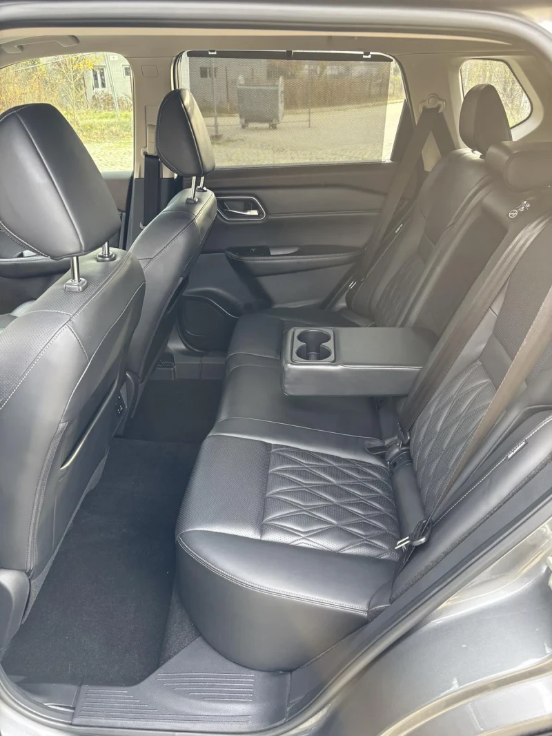 Nissan X-trail ROGUE, 2.5L, 4X4, PLATINUM 44 000 KM!!!, снимка 9 - Автомобили и джипове - 52553516