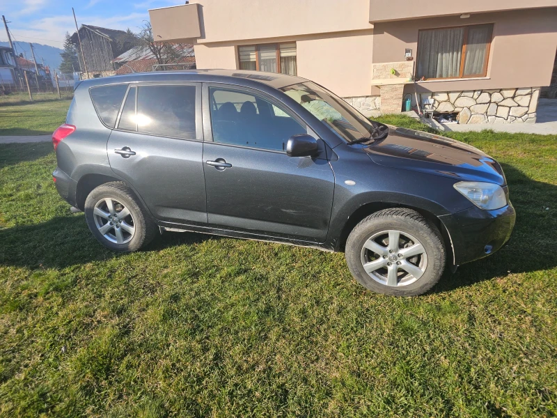 Toyota Rav4, снимка 4 - Автомобили и джипове - 52813968